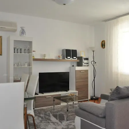 Apartmaji Stamcar Izola