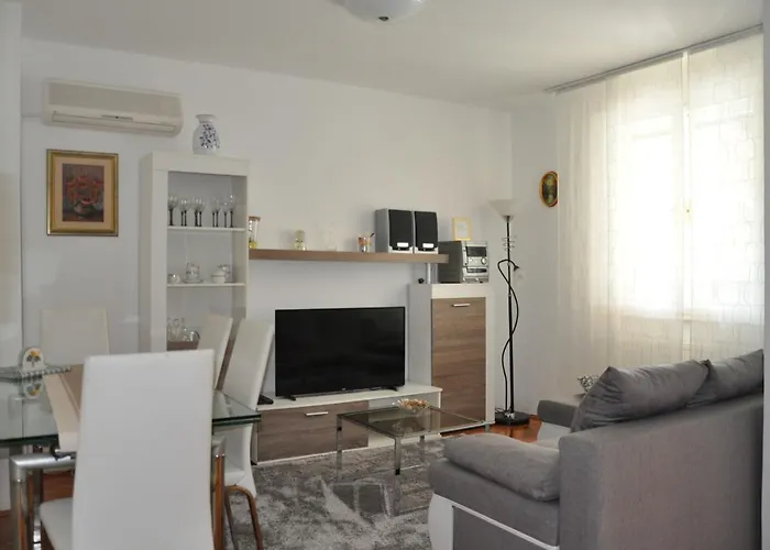 Apartmaji Stamcar Izola